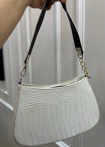 Beyaz Deri Yılan Desenli Kadın Çanta yanında cüzdan hediyeli - Görsel 4