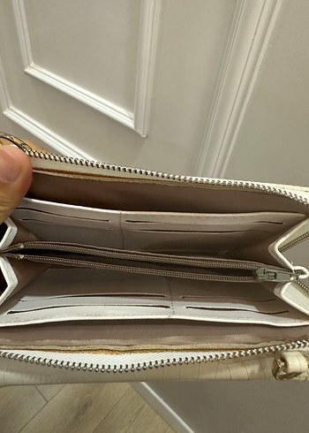 Beyaz Deri Yılan Desenli Kadın Çanta yanında cüzdan hediyeli - Görsel 9