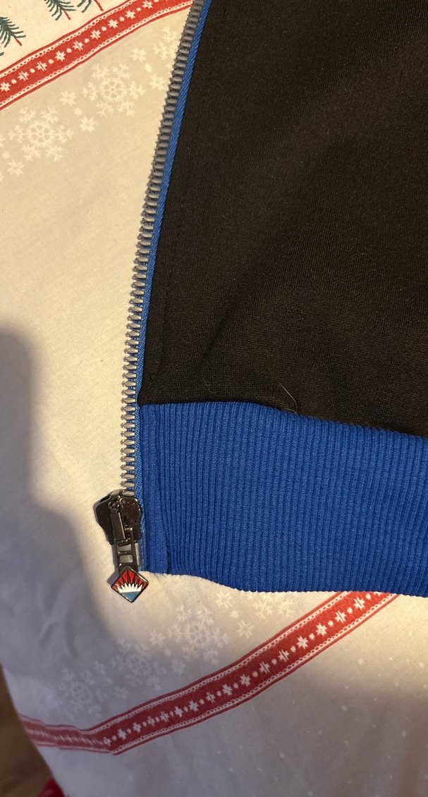 bahçelehir koleji hırka - Görsel 3