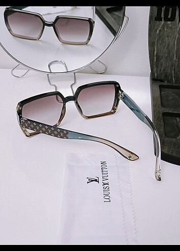  Beden çeşitli Renk Louis Vuitton Güneş Gözlüğü High Quality