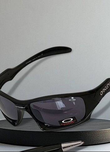 Oakley Güneş Gözlüğü ????