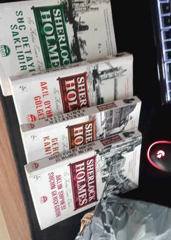  Sherlock Holmes 4 Kitap Seti - Polisiye Roman
