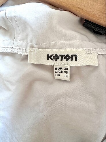 Koton Koton Kapüşonlu Kadın Yağmurluk