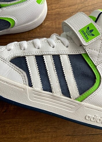 38,5 Beden Adidas Spor Ayakkabı