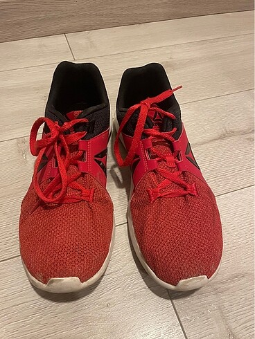 Reebok erkek spor ayakkabı acil satılık aynı gün kargo