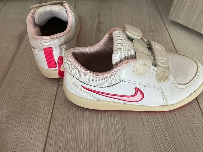 Nike kız çocuk ayakkabı