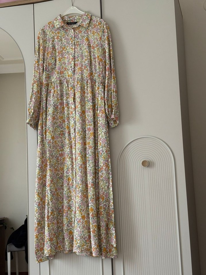 Bohem Çok Renkli Uzun Pilili Elbise - Görsel 2