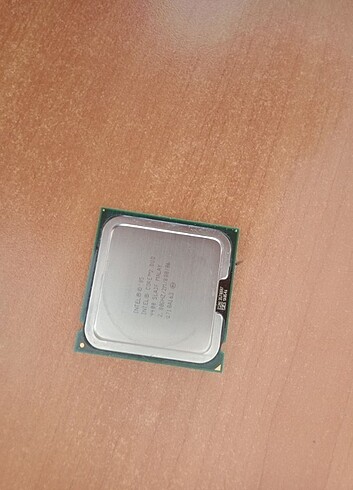 Diğer intel işlemci