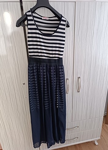 yırtmaçlı üstü tül mini elbise