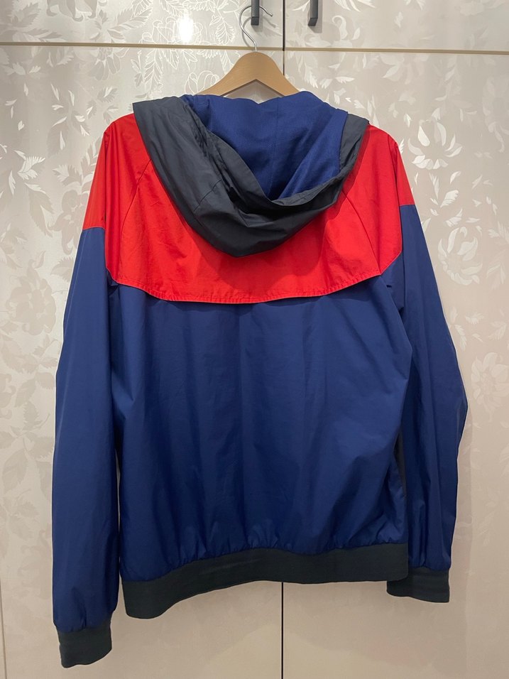 Nike Erkek Renk Bloklu Rüzgarlık - Görsel 3