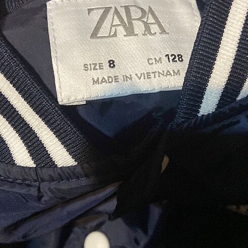 8 Yaş Beden lacivert Renk Zara 8 yaş