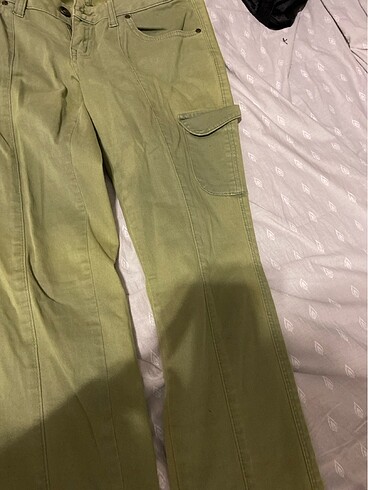 26 Beden Yeşil pantolon