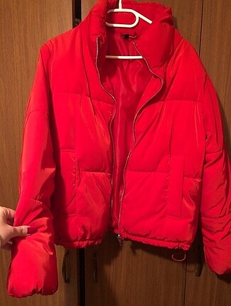 H&M kırmızı mont