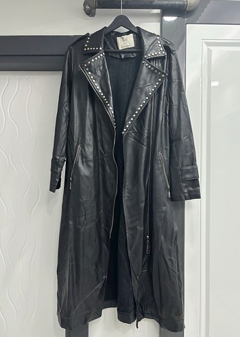bershka l