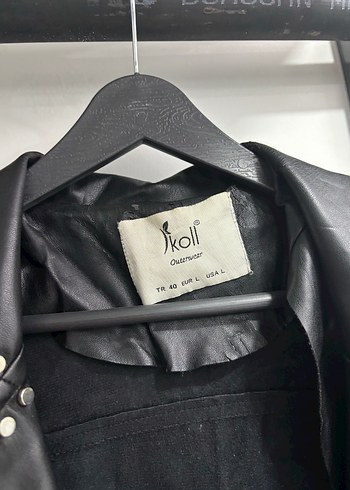 Uzun Siyah Deri Goth Kadın Trençkot - Görsel 2