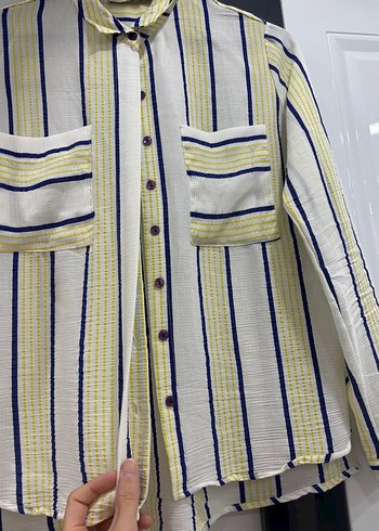 Uzun Kollu Sarı Çizgili Gömlek - Görsel 4