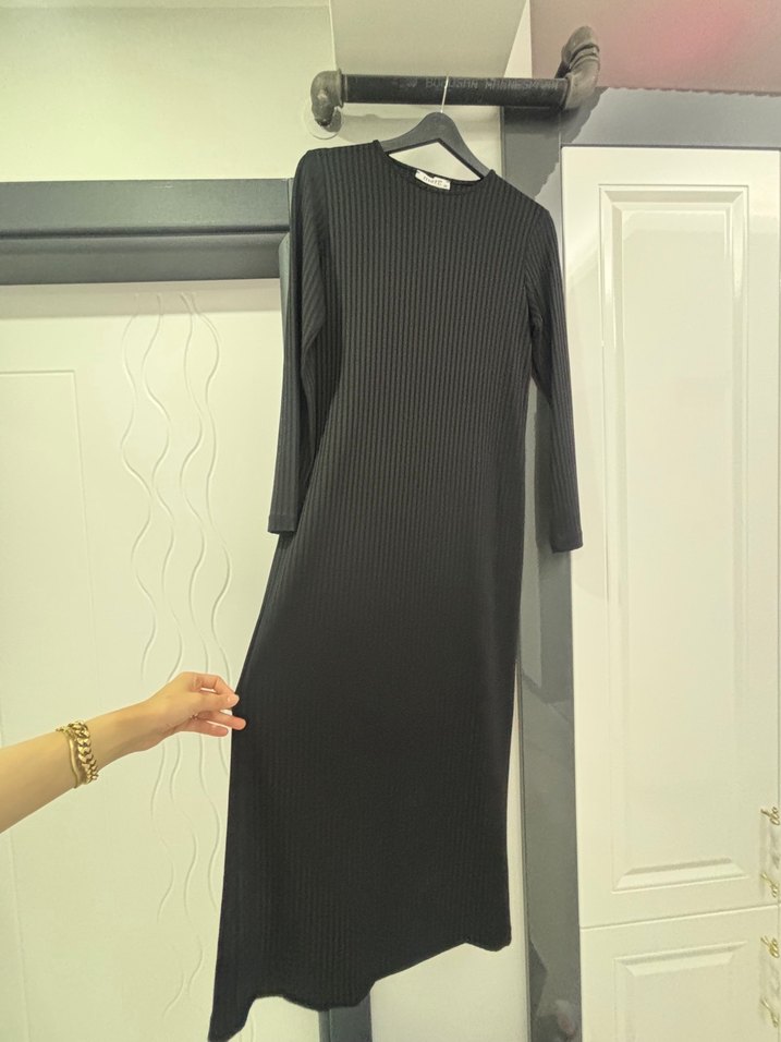 Uzun Kollu Siyah Kadın Elbise - Görsel 4