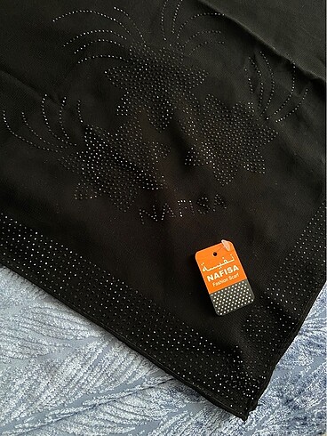 Taşlı eşarp - Görsel 2