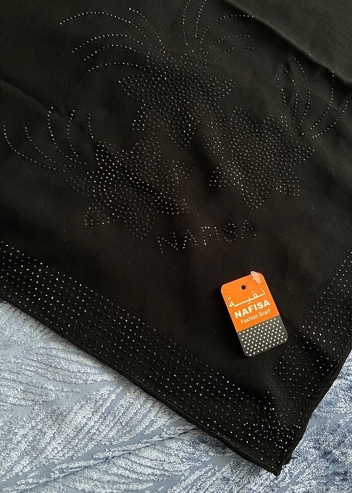 Taşlı eşarp - Görsel 2