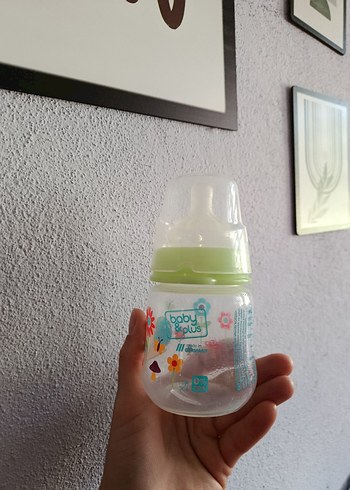 Pastel Yeşil Bebek Biberonu - Görsel 2