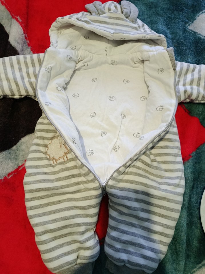 Gri Nakışlı Bebek Tulumu - Görsel 5