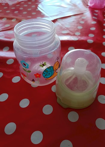 Pastel Yeşil Bebek Biberonu - Görsel 3