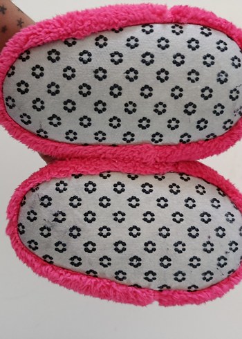 Kızlar için Pembe Nakışlı Sıcak Ev Terliği - Görsel 2