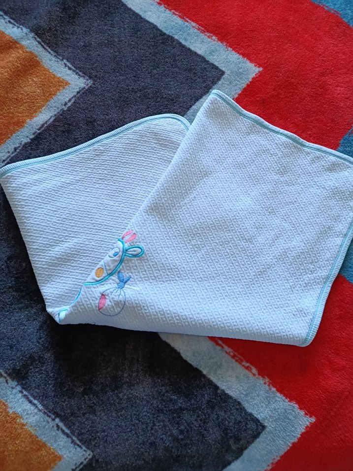 Nakışlı Çok Renkli Bebek Battaniyesi - Görsel 2