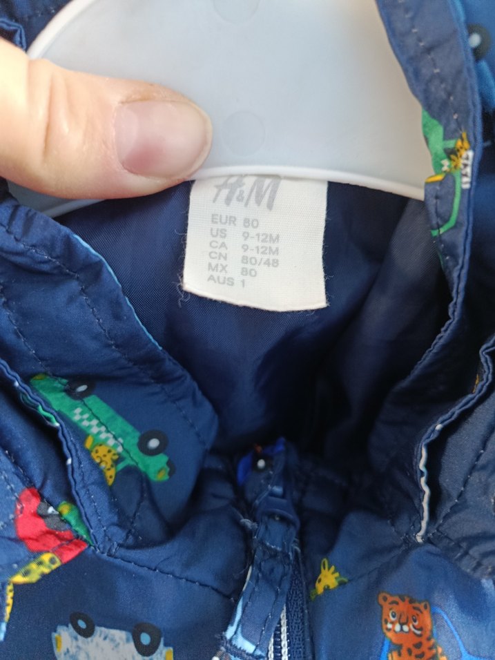 Erkek Çocuk Baskılı Mavi Kapüşonlu Yağmurluk - Görsel 3