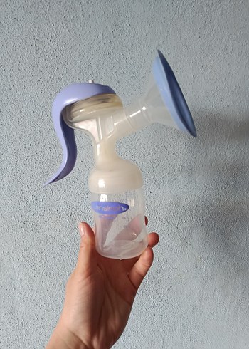 Lansinoh Mavi Manuel Göğüs Pompası - Görsel 3