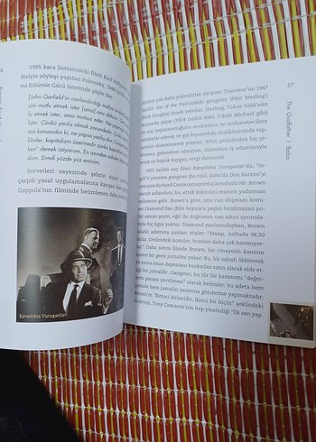 Beden Renk Baba - Jon Lewis Biyografi Kitabı