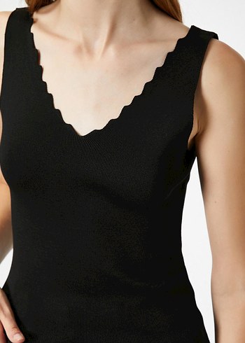 Koton V Yakalı Siyah Kadın Bluz - Görsel 4