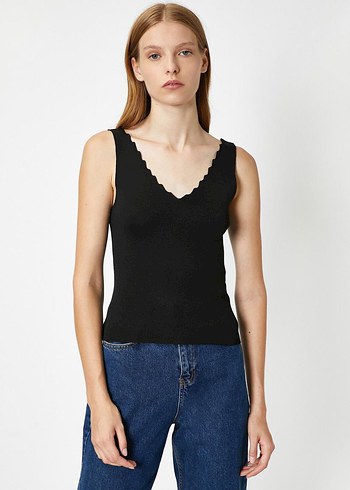 Koton V Yakalı Siyah Kadın Bluz - Görsel 2