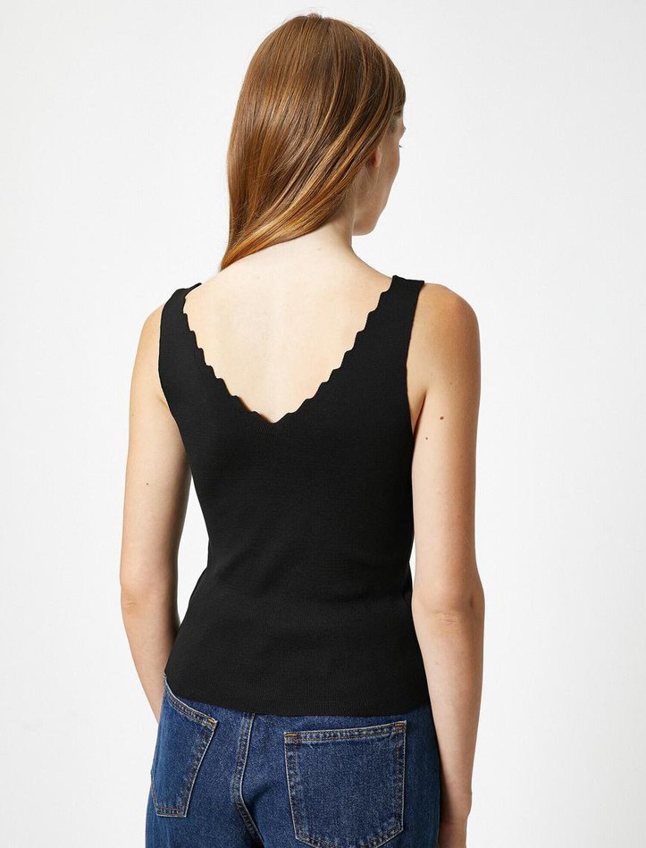 Koton V Yakalı Siyah Kadın Bluz - Görsel 3