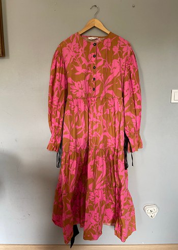 Zarif Pembe Bağcıklı Yazlık Elbise - Görsel 4