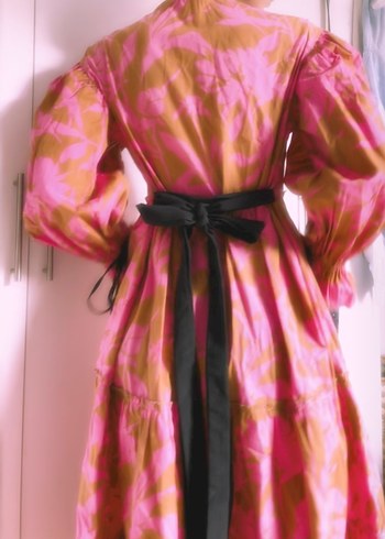 Zarif Pembe Bağcıklı Yazlık Elbise - Görsel 3