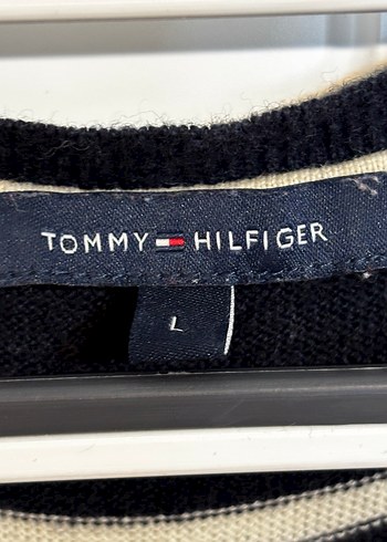 Tommy Hillfiger V Yakalı Lacivert Beyaz Çizgili Kadın Kazak - Görsel 3