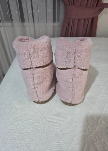 LC Waikiki Panduf Kız Çocuk Pembe Kürklü Sıcak Terlik