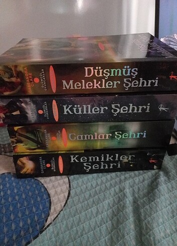 Ölümcül Oyuncaklar Seri