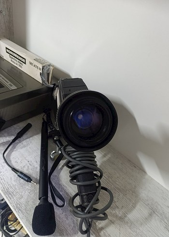 Gri Vintage Nortmende Video Kamera ve Ekipmanları - Görsel 2