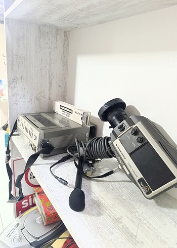 Gri Vintage Nortmende Video Kamera ve Ekipmanları - Görsel 4