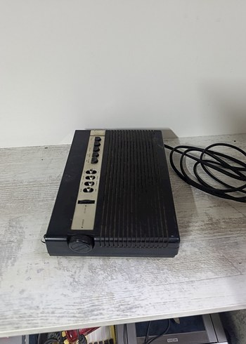 Siyah Masaüstü Radyo ve Alarm Saati - Görsel 6