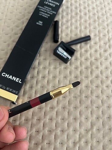 Chanel dudak kalemi