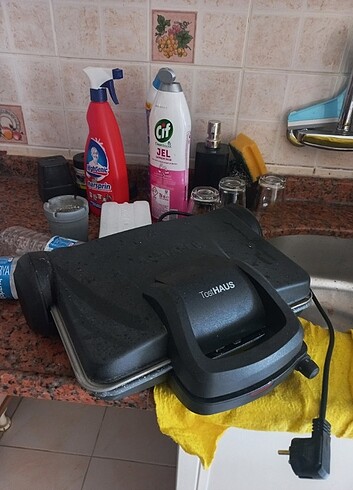 Tost makinası