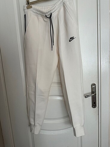 Nike kapşonlu eşofman takımı - Görsel 7