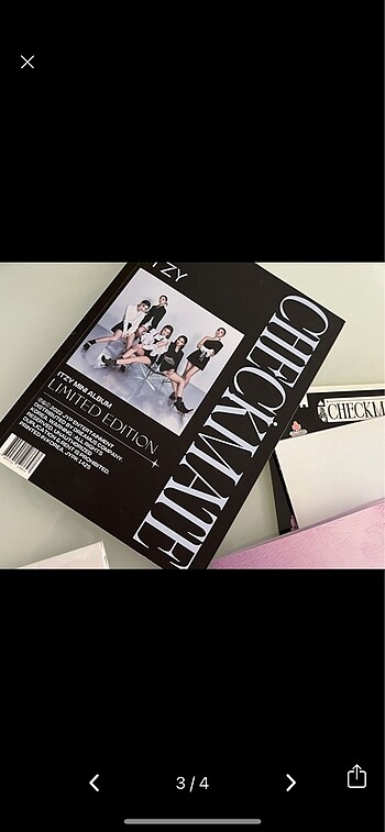  Beden Itzy checkmate limited edition album