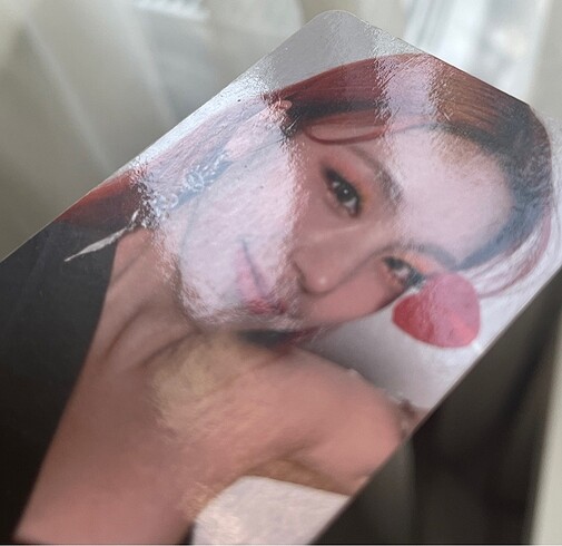  Beden Renk Itzy guess who albüm