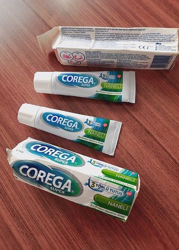 Beden Corega Super Naneli Diş Protezi Yapıştırıcı Krem