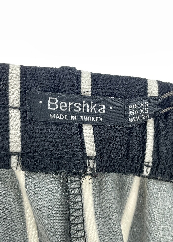 Bershka Düz Kesim %70 İndirimli. - Görsel 4
