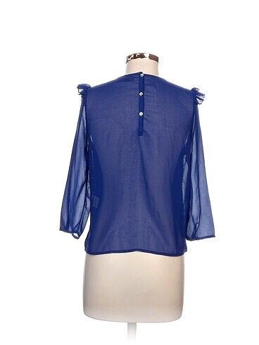 m Beden Pull and Bear Bluz %70 İndirimli.